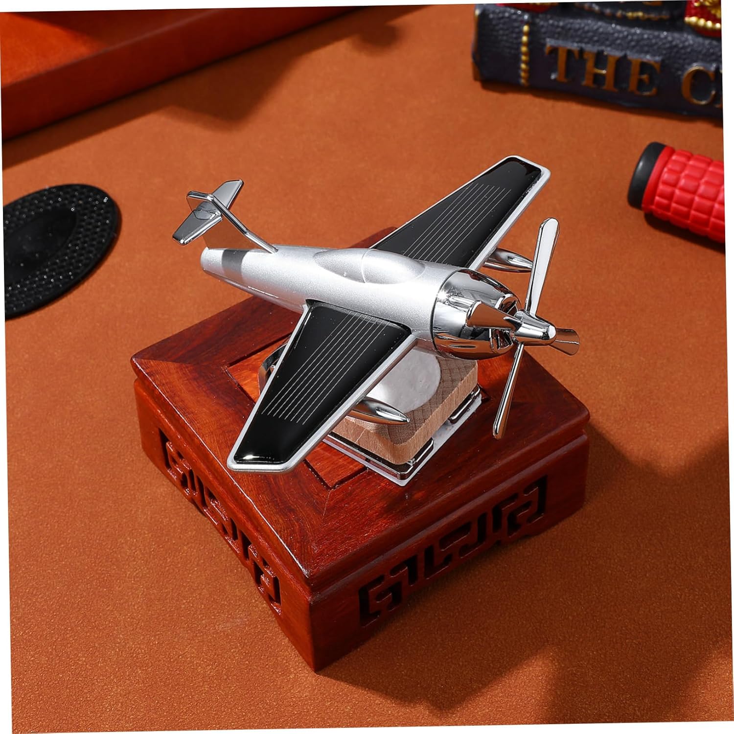 Solar Aeroplane Aircraft Airplane Car Dashboard Perfume Diffuser Car Air Freshener Creative Decoration Aromatherapy In Car